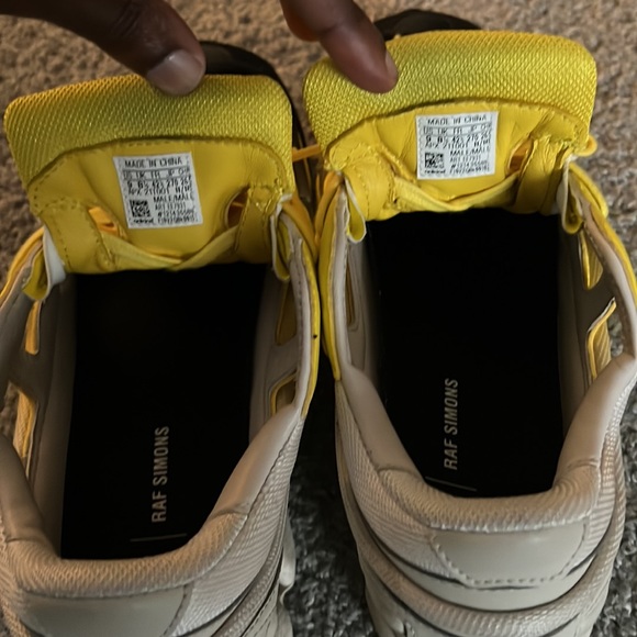 Size 9 Men Adidas RAF Simons - Picture 4 of 4